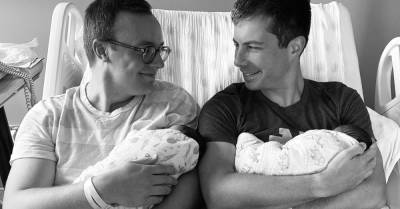 Gay political groundbreaker Pete Buttigieg becomes a dad - www.mambaonline.com - USA