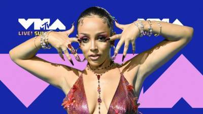 2021 MTV VMAs: How to Watch, Performers, Presenters, Nominees and More! - www.etonline.com - New York