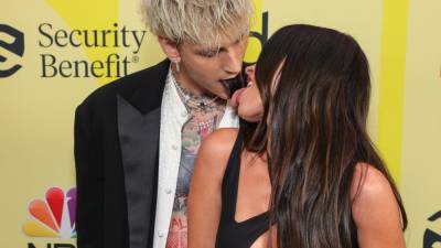 Megan Fox and Machine Gun Kelly's Flirty Exchange About This AirBNB Table Will Leave You Blushing - www.etonline.com