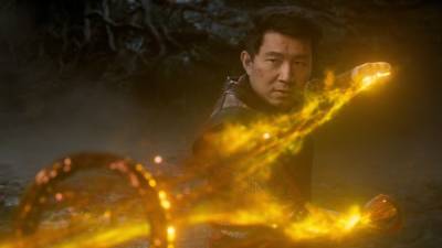 'Shang-Chi' Director Destin Daniel Cretton Talks Alternate Endings and Those Post-Credit Scenes (Exclusive) - www.etonline.com
