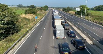 BREAKING: Lorry driver dies after crashing into bridge on the M6 - www.manchestereveningnews.co.uk - city Sandbach