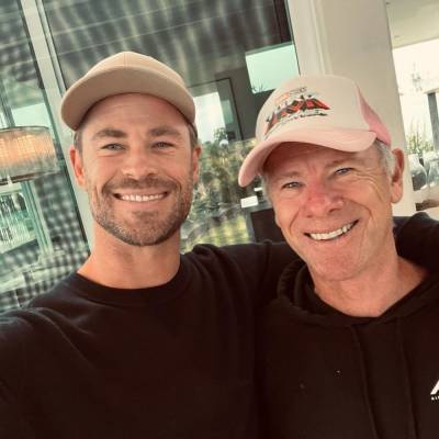 Chris Hemsworth Looks Unbelievably Identical To A Younger Version Of His Dad - etcanada.com - Australia