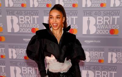 FKA Twigs hints at “deep, emotional and honest” new mixtape - www.nme.com