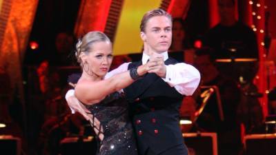 Derek Hough Says He Was 'Faking It' in Early Seasons of 'Dancing With the Stars' - www.etonline.com - county Early