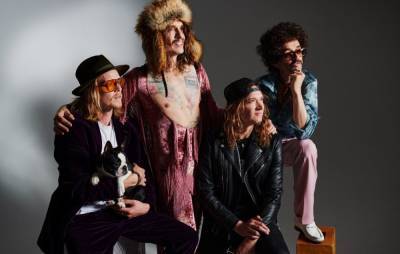The Darkness share riff-roaring new song ‘Nobody Can See Me Cry’ - www.nme.com