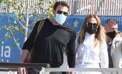 Ben Affleck & Jennifer Lopez Hold Hands While Arriving in Venice! - www.justjared.com - city Venice