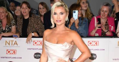 NTAS 2021 pictures: Billie Faiers and Joel Dommett lead the way as celebrities arrive on star-studded red carpet - www.ok.co.uk