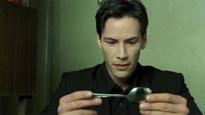 'The Matrix: Resurrections' trailer shows Keanu Reeves return as Neo for the first time in decades - www.foxnews.com