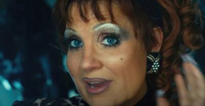 How ‘The Eyes of Tammy Faye’ Makeup Designer Linda Dowds Resisted A Caricature Of Tammy Faye Bakker To “Honor Her And Not Make Fun” - deadline.com
