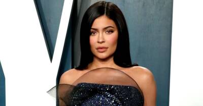Kylie Jenner - Channel Kylie Jenner’s Luscious Lips With This Kylie Skin Vanilla Sugar Lip Scrub - usmagazine.com