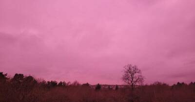 Was the sky a strange pink and white colour near you tonight? - dailyrecord.co.uk - Scotland