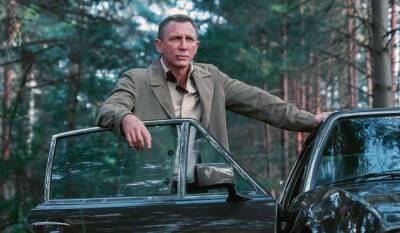 James Bond - Daniel Craig - Sam Mendes - Daniel Craig Said He Pitched Killing James Bond After The ‘Casino Royale’ Premiere - theplaylist.net