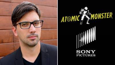 Oscar Isaac - Ronny Chieng - Stephen King - Sony Developing ‘Thread’ From Atomic Monster & ‘Moon Knight’s Jeremy Slater - deadline.com - Malibu - county Lewis - Egypt - city Salem