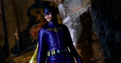 Leslie Grace - Batgirl actress Leslie Grace gives fans first look at superhero costume during Glasgow filming - dailyrecord.co.uk - Scotland