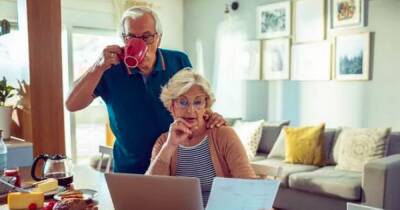 Experts warn people need more pension support before they retire to help make best money decisions - dailyrecord.co.uk - Britain - county Wise