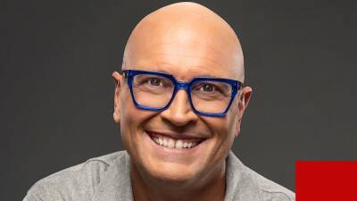 Cooper - Rex Chapman to Host Weekly Show at CNN Plus - variety.com - Kentucky - county Anderson - county Cooper