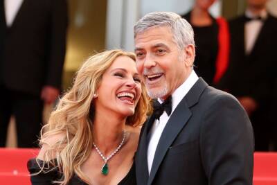 George Clooney - Jimmy Kimmel - Kaitlyn Dever - Billie Lourd - Julia Roberts And George Clooney’s New Rom-Com Shuts Down Filming Due To COVID Surge - etcanada.com - Australia
