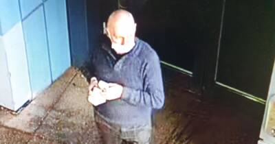 Urgent search for 65-year-old man missing from Salford Royal Hospital - www.manchestereveningnews.co.uk - Manchester