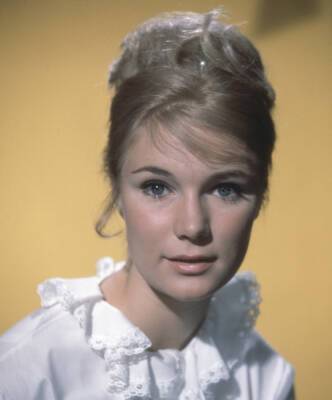 Yvette Mimieux Dies; Actress/Writer Who Starred In ‘The Time Machine’ Had Just Turned 80 - deadline.com - USA - Taylor - Haiti