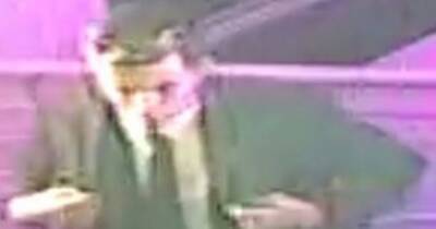 Cops release CCTV of man after 'assault' in Glasgow bar - dailyrecord.co.uk - Scotland