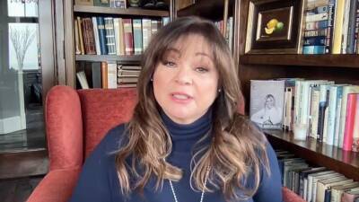 Valerie Bertinelli - Valerie Bertinelli on 'Toxic Relationship' With Her Weight and Why She No Longer Buys Into Diets (Exclusive) - etonline.com