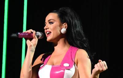 Katy Perry - Willem Dafoe - Katy Perry to perform on ‘Saturday Night Live’ later this month - nme.com - New York - Las Vegas - city Sin