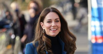 Kate Middleton - prince William - Kate Middleton steps out wearing £2 gold earrings for first royal engagement of the year - ok.co.uk - London - city Cambridge