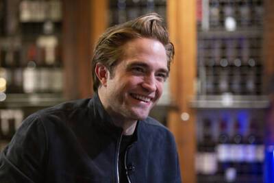 Robert Pattinson - Bong Joon-Ho - Robert Pattinson Signs On To Oscar-Winner Bong Joon-Ho’s New Sci-Fi Movie - etcanada.com