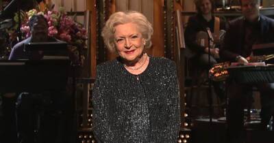 ‘Saturday Night Live’ Airs 2010 Betty White Episode After Her Death: ‘Rest in Peace’ - www.usmagazine.com
