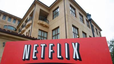 Netflix stock plunges as subscriber growth worries deepen - abcnews.go.com