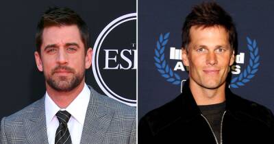 Tom Brady - Aaron Rodgers - Aaron Rodgers Pokes Fun at Tom Brady and the New England Patriots’ Deflategate Scandal: ‘Too Firm’ - usmagazine.com - county Bay - city Indianapolis - Michigan - city Tampa, county Bay