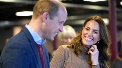 Kate Middleton - prince William - Williams - Prince William Jokes 'Don't Give My Wife Any More Ideas' as Kate Middleton Holds a Baby Girl - etonline.com