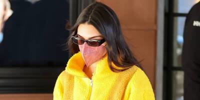 Kendall Jenner - Fai Khadra - Kendall Jenner Grabs Breakfast Before Jetting Out of Aspen - justjared.com - Los Angeles
