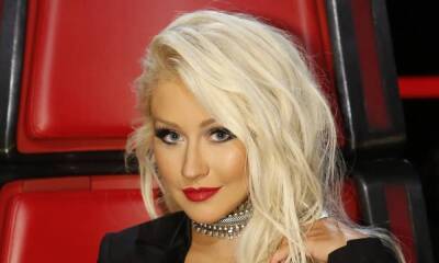 Christina Aguilera - Christina Aguilera pulls off her most daring look yet - hellomagazine.com - Spain - city Santo