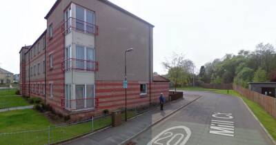 'Rammy' in Scots street leaves two in hospital as cops make four arrests - www.dailyrecord.co.uk - Scotland