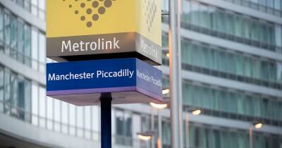 'Outrageous' flasher caught by police 'waving his front around' outside Piccadilly Station - www.manchestereveningnews.co.uk - Manchester - county Walker