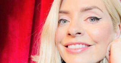 Holly Willoughby - Emma Bunton - Carlos Marín - Holly Willoughby shares ‘gorgeous’ photo for popstar’s birthday and fans say they ‘look like twins’ - msn.com