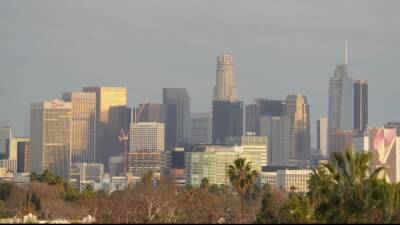 Barbara Ferrer - L.A. County Reports 72 New Covid-19 Deaths And 39,117 New Positive Cases - deadline.com - Los Angeles - Los Angeles