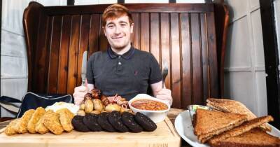 The Super Six Belly Buster: I tried the eating challenge with the biggest full English breakfast you can buy in Greater Manchester - manchestereveningnews.co.uk - Britain - Manchester - Poland