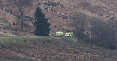 'Significant' emergency services response after two people injured near Dovestone Reservoir - manchestereveningnews.co.uk - Manchester