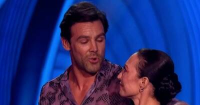 Holly Willoughby - Phillip Schofield - Oti Mabuse - Jayne Torvill - Ashley Banjo - Lukasz Rozycki - Ria Hebden - Ben Foden - Dancing On Ice's Ben Foden is first star to leave ITV show after dreaded skate-off - ok.co.uk