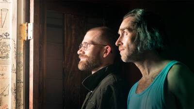 Justin Benson - Sundance Review: Justin Benson and Aaron Moorhead’s ‘Something In The Dirt’ - deadline.com - county Benson