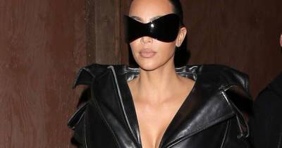 Khloe Kardashian - Kim Kardashian - Nick Jonas - Irving Azoff - Kanye West - Max Bowden - Kim Kardashian baffles fans with 'ridiculous' Matrix-inspired look in black trench coat - msn.com - Ireland