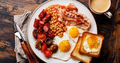 Heart disease risk 'raised' by breakfast staple that ups cholesterol levels - www.dailyrecord.co.uk - Britain - USA