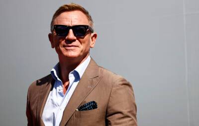 Daniel Craig does entire interview without realising his head is bleeding - www.nme.com - USA - George