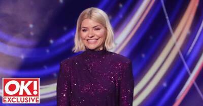 Holly Willoughby - Phillip Schofield - The meaning behind Holly Willoughby’s 'spiritual and powerful' purple Dancing On Ice dress - ok.co.uk