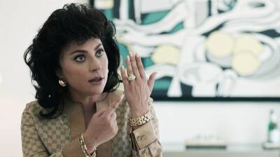Salma Hayek - Jimmy Kimmel Live - Ridley Scott - Lady Gaga - Maurizio Gucci - Lady Gaga Shares How She Asked Salma Hayek To Kiss Her In Cut 'House of Gucci' Scene - etonline.com - Italy