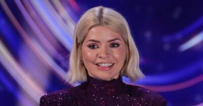 Holly Willoughby - Phillip Schofield - Jennifer Aniston - Rylan Clark - Sophie Sandiford - Pete Sandiford - Holly Willoughby reveals she's a Gogglebox fan and names favourite stars - manchestereveningnews.co.uk - city Sandiford