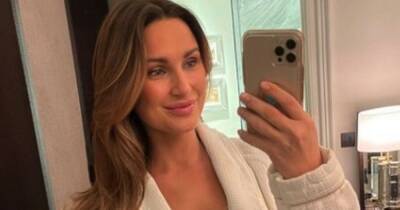 Sam Faiers shows off blossoming baby bump and says swimming 'takes pressure off' - www.ok.co.uk