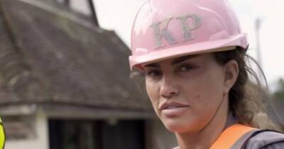 Katie Price - Katie Price swears as she ruins Mucky Mansion roof due to her long nails - ok.co.uk